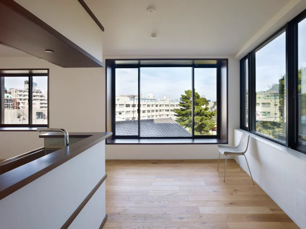 SHIROKANE APARTMENT